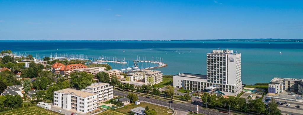 Fuered Luxury Apartman With Private Pool Balatonfüred Eksteriør bilde